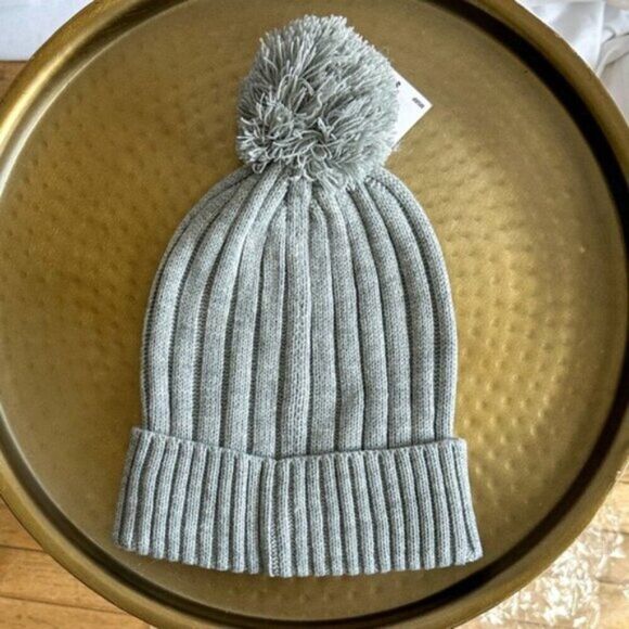 NWT Michael Michael Kors Knit Cuffed Pom Beanie Light Grey - Picture 2 of 3